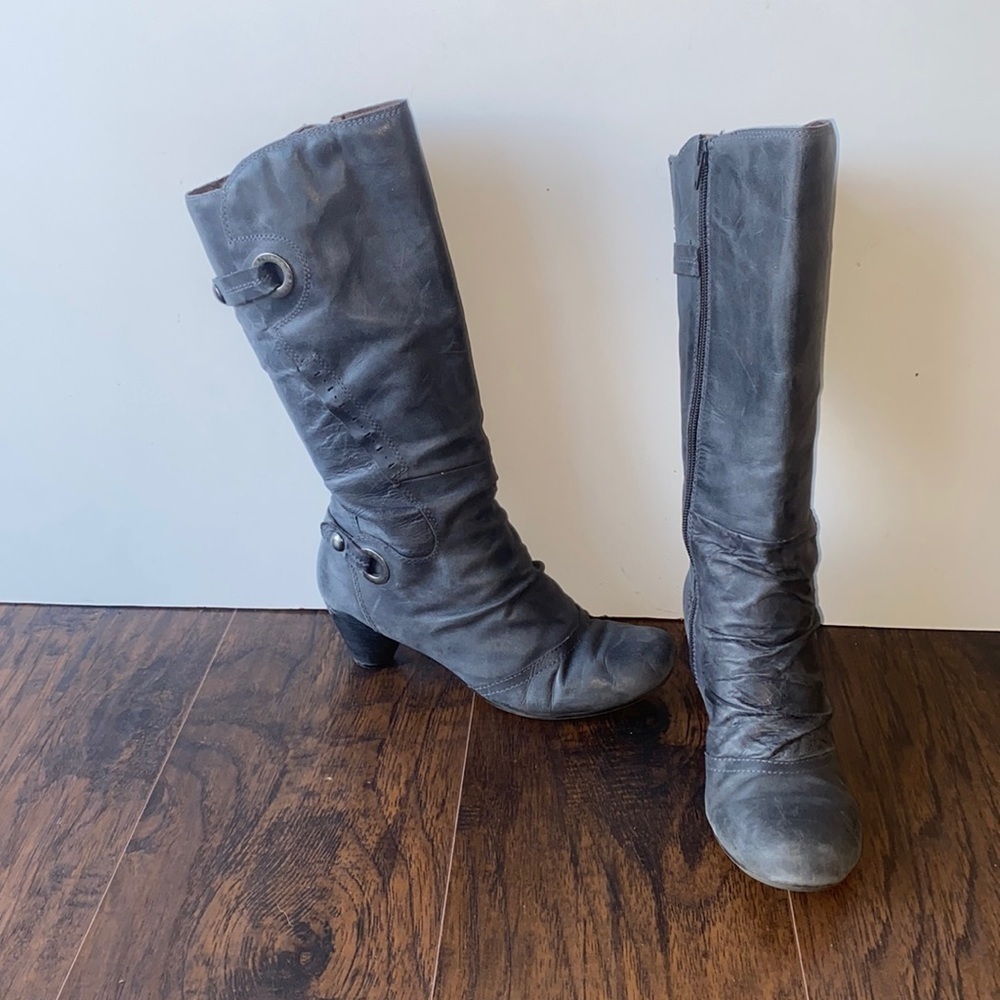 Eco leather  - PIKOLINOS heeled boot grey​